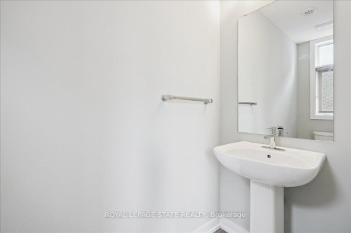 5 Esplanade Lane, Grimsby, ON - Indoor Photo Showing Bathroom
