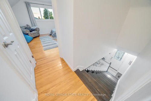 62 Brentwood Drive, Hamilton, ON - Indoor Photo Showing Other Room