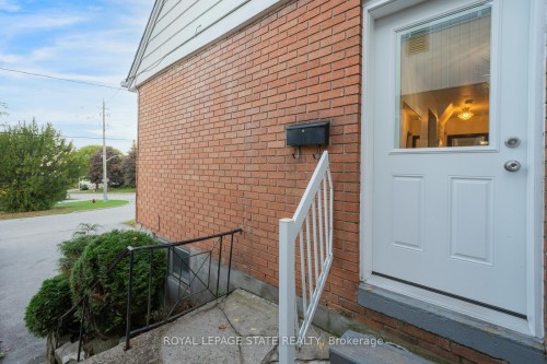 62 Brentwood Drive, Hamilton, ON - Outdoor With Exterior