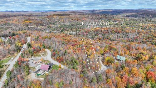 Vue sur l'eau - Rue De L'Artisan, Saint-Calixte, QC 
