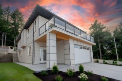 5560 Rutherford Rd  Nanaimo, BC V9T 5M8