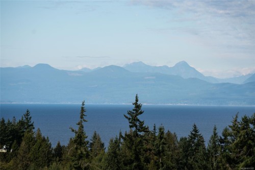 5560 Rutherford Rd, Nanaimo, BC 