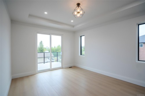 5560 Rutherford Rd, Nanaimo, BC 