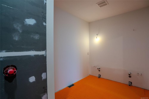 5560 Rutherford Rd, Nanaimo, BC 