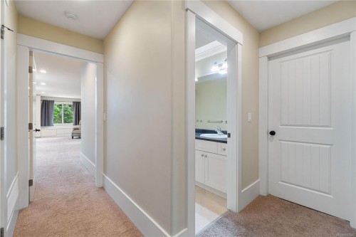 1156 Allgard Rd, Qualicum Beach, BC 