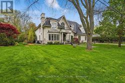 883 PARKLAND AVENUE  Mississauga, ON L5H 3G6