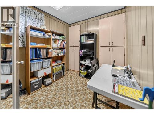 532 6Th Avenue, Fernie, BC - Indoor