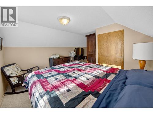 532 6Th Avenue, Fernie, BC - Indoor Photo Showing Bedroom