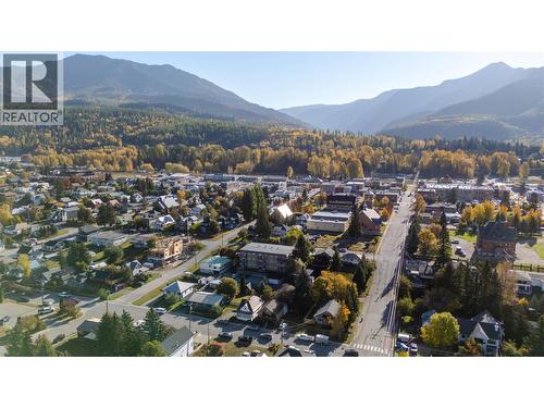 532 6Th Avenue, Fernie, BC - Outdoor With View
