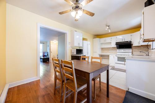 Dining room - 37 Av. D'Old Post Crescent, Pointe-Claire, QC - Indoor