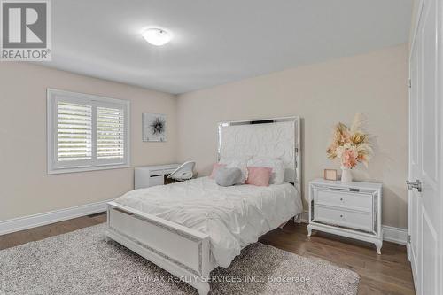 958 Beach Boulevard, Hamilton, ON - Indoor Photo Showing Bedroom
