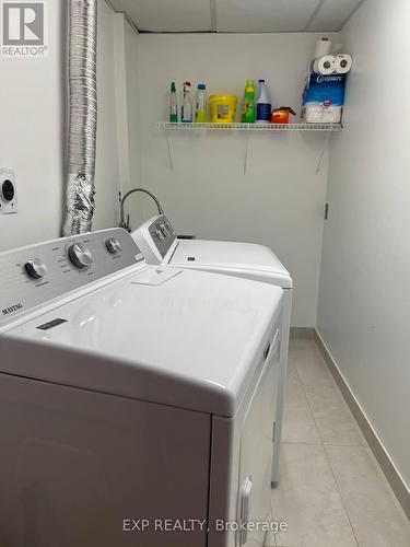 1070 Queens Avenue, Oakville, ON - Indoor Photo Showing Laundry Room