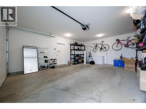 137 Whitefish Road, Vernon, BC - Indoor Photo Showing Garage