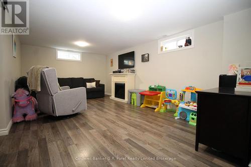 104 Simcoe Crescent, Middlesex Centre (Komoka), ON - Indoor Photo Showing Other Room