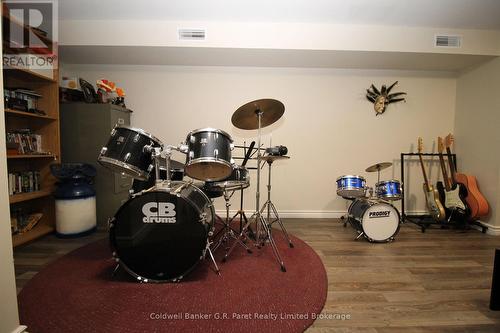 104 Simcoe Crescent, Middlesex Centre (Komoka), ON - Indoor