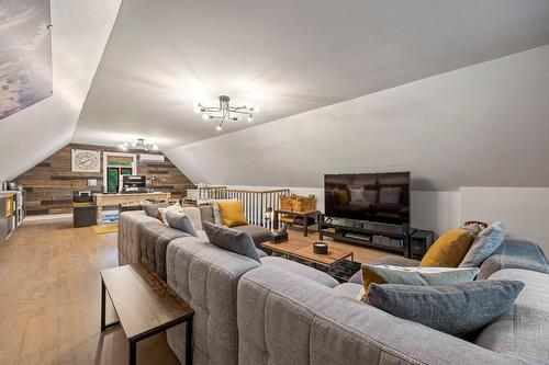 Salle familiale - 1115 Ch. Pincourt, Mascouche, QC - Indoor Photo Showing Living Room