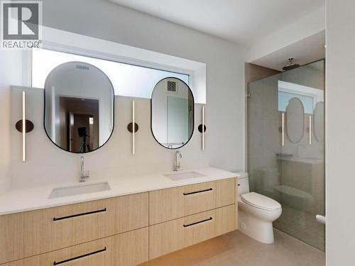 3900 Eagle Ridge Place, Powell River, BC - Indoor Photo Showing Bathroom