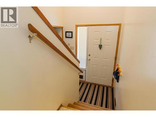 1764 Green Road, Fruitvale, BC - Indoor Photo Showing Other Room