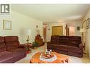 1764 Green Road, Fruitvale, BC  - Indoor Photo Showing Living Room 