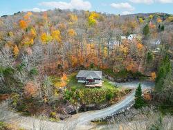 379 12e Avenue O.  Saint-Adolphe-D'Howard, QC J0T 2B0