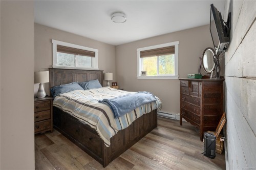 7727 Superior Rd, Lantzville, BC 