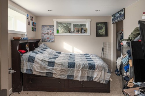 7727 Superior Rd, Lantzville, BC 