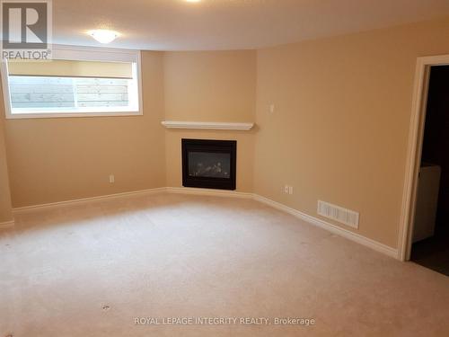 348 Tourmaline Crescent, Ottawa, ON - Indoor Photo Showing Living Room With Fireplace