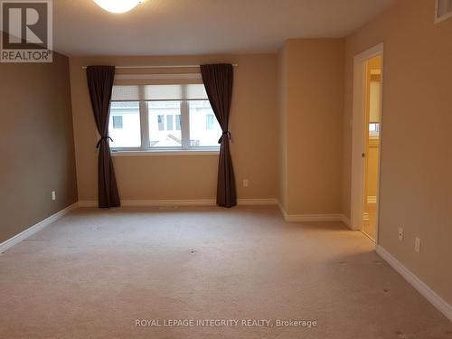 348 Tourmaline Crescent, Ottawa, ON - Indoor Photo Showing Other Room