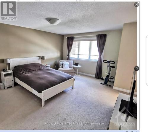 348 Tourmaline Crescent, Ottawa, ON - Indoor Photo Showing Bedroom