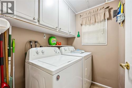 5700 Blackwell Sideroad Unit# 29, Sarnia, ON - Indoor Photo Showing Laundry Room