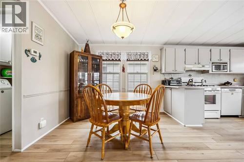 5700 Blackwell Sideroad Unit# 29, Sarnia, ON - Indoor