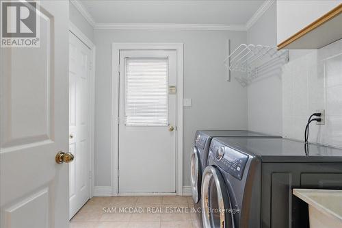 1713 Pengilley Place, Mississauga, ON - Indoor Photo Showing Laundry Room