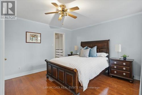 1713 Pengilley Place, Mississauga, ON - Indoor Photo Showing Bedroom