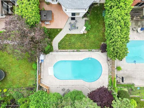 1713 Pengilley Place, Mississauga, ON - Outdoor With In Ground Pool With Backyard
