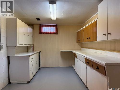 127 Broadway Street, Foam Lake, SK - Indoor