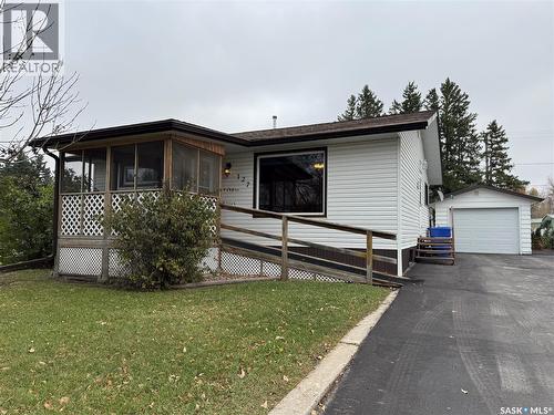127 Broadway Street, Foam Lake, SK - Outdoor With Deck Patio Veranda