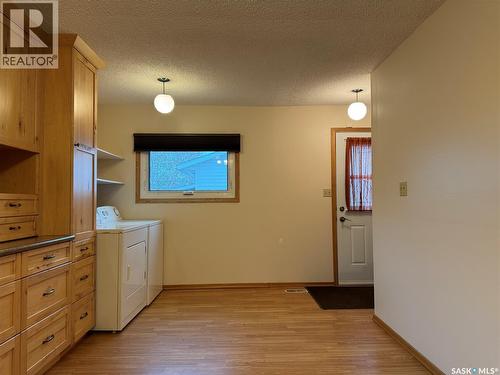 127 Broadway Street, Foam Lake, SK - Indoor