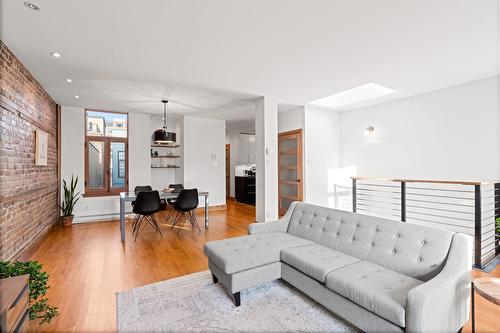 Overall view - 5-4485 Av. De L'Esplanade, Montréal (Le Plateau-Mont-Royal), QC - Indoor Photo Showing Living Room