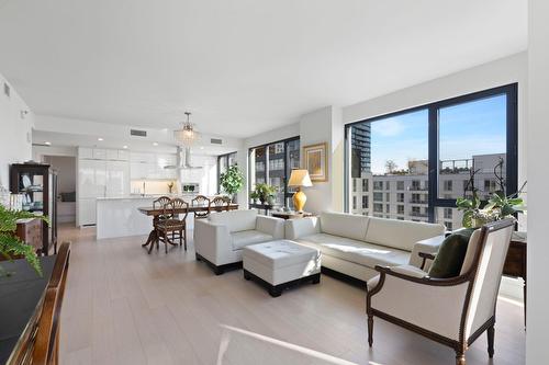 Salon - 1515-700 Rue St-Paul O., Montréal (Ville-Marie), QC - Indoor Photo Showing Living Room