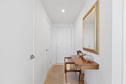 Hall d'entrée/Vestibule - 1515-700 Rue St-Paul O., Montréal (Ville-Marie), QC - Indoor Photo Showing Other Room