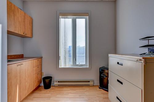 Bureau - 2-287 Rue Labelle, Saint-Jérôme, QC - Indoor
