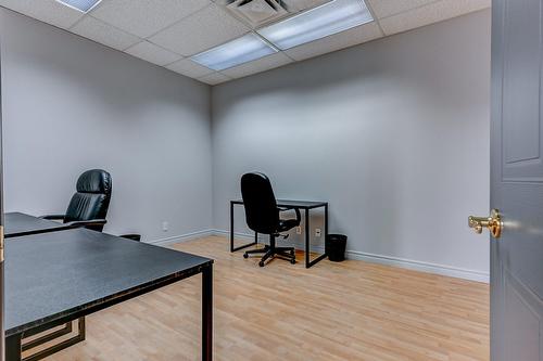 Bureau - 2-287 Rue Labelle, Saint-Jérôme, QC - Indoor Photo Showing Office