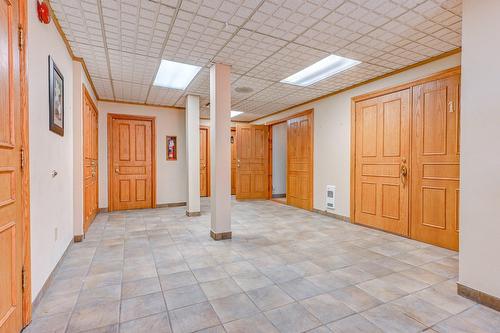Bureau - 2-287 Rue Labelle, Saint-Jérôme, QC - Indoor Photo Showing Basement
