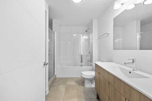 Salle de bains - 503-250 Boul. Hymus, Pointe-Claire, QC - Indoor Photo Showing Bathroom