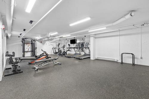 Salle d'exercice - 503-250 Boul. Hymus, Pointe-Claire, QC - Indoor Photo Showing Gym Room