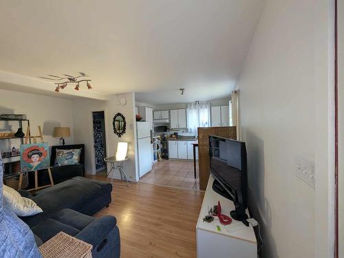Vue d'ensemble - 1340  - 1342 Rue Eurêka, Québec (La Haute-Saint-Charles), QC - Indoor Photo Showing Living Room