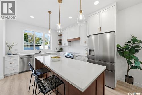 1914 Herman Avenue, Saskatoon, SK - Indoor Photo Showing Kitchen With Upgraded Kitchen