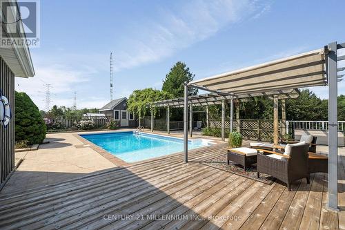 Salt water inground pool - 5136 Fifth Line, Erin, ON - Outdoor With In Ground Pool With Deck Patio Veranda