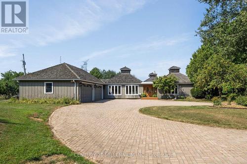 2 long winding driveways leading to the house - 5136 Fifth Line, Erin, ON - Outdoor