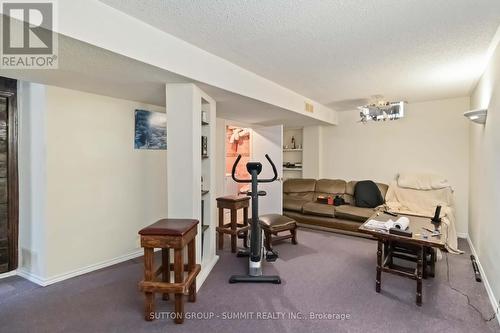 5607 Palmerston Crescent, Mississauga, ON - Indoor Photo Showing Other Room